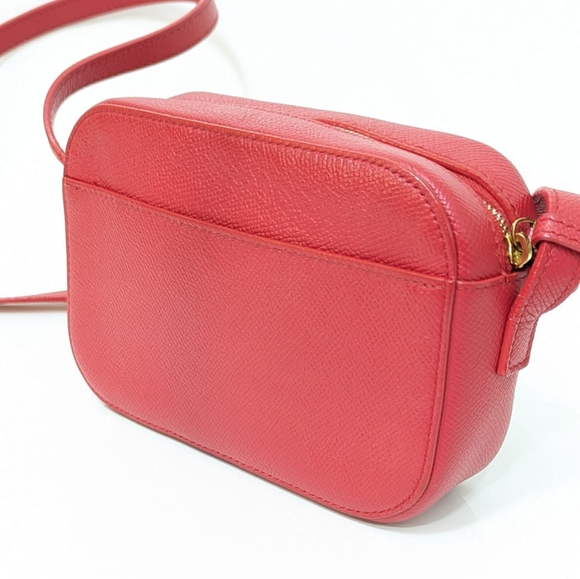 ✨️💎Authentic Balenciaga Red Crossbody Camera Bag - Picture 4 of 15